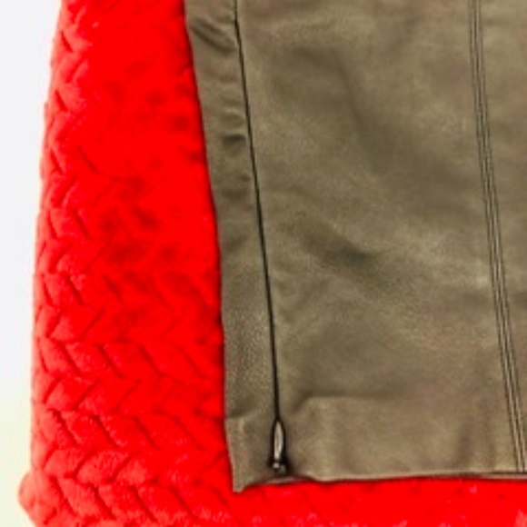 ZARA Faux Leather Cropped Top, M, NWT - Picture 3 of 4